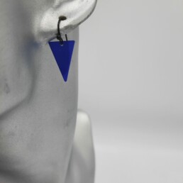 wolfkat oorbellen geometrics driehoeken driehoek electric blue
