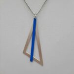wolfkat kettingen geometrics driehoek met staafje driehoek zilver staafje blauw